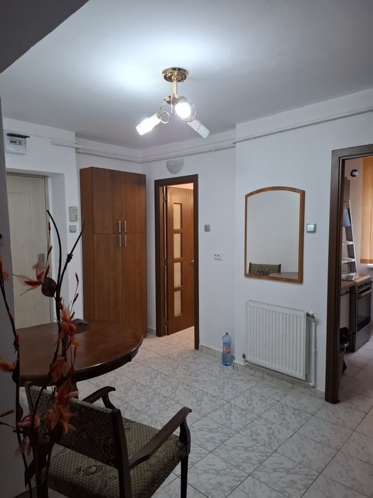 Apartament 3 camere - Chrie, zona Precista