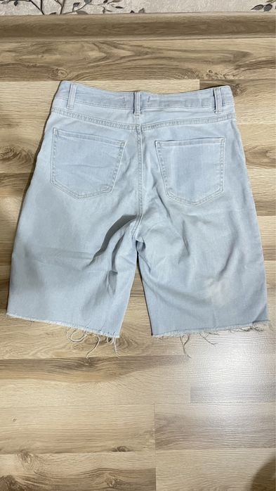 Джинсовые шорты женские