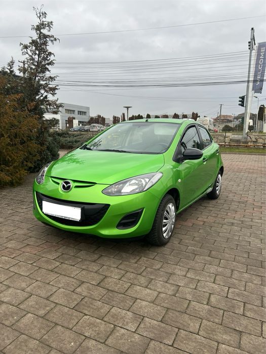 mazda 2