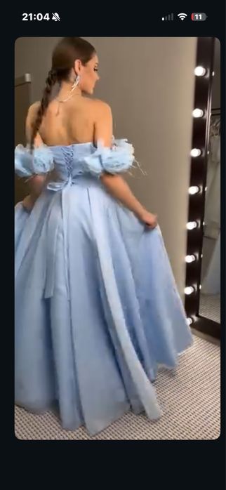 Платье,небесно голубое,нарядное