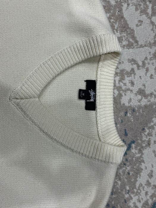 Продам жилетку styssi