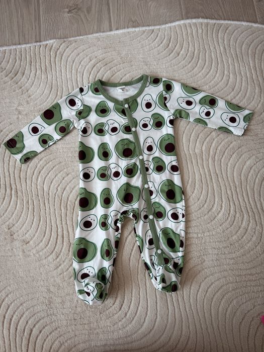 Дрехи за момиченце