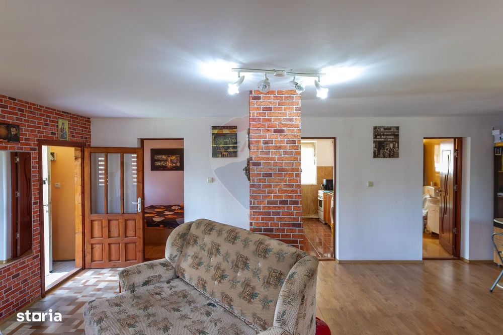 Casă de vânzare Hemeiuș + teren 600 mp