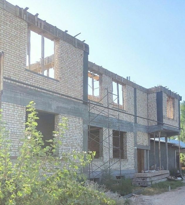 Uy qurish xizmati  Fundamentdan tomgacha