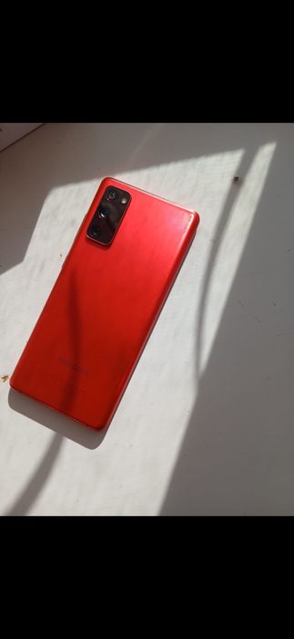 Обменяю samsung s20 fe