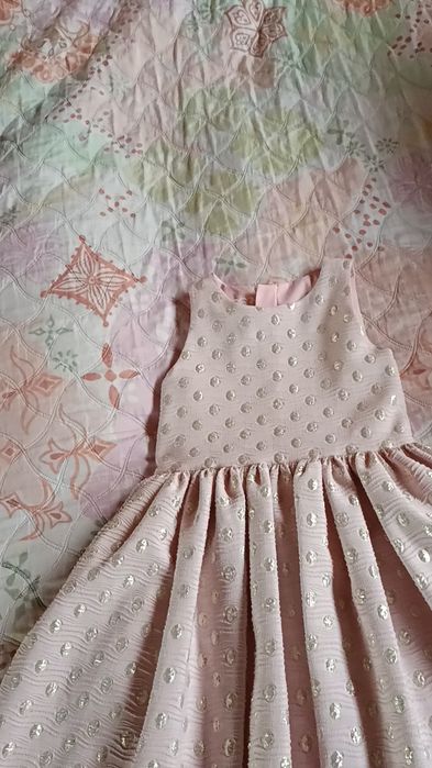 Детска рокля размер 140