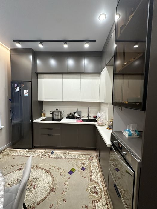 Продается кухонный гарнитур