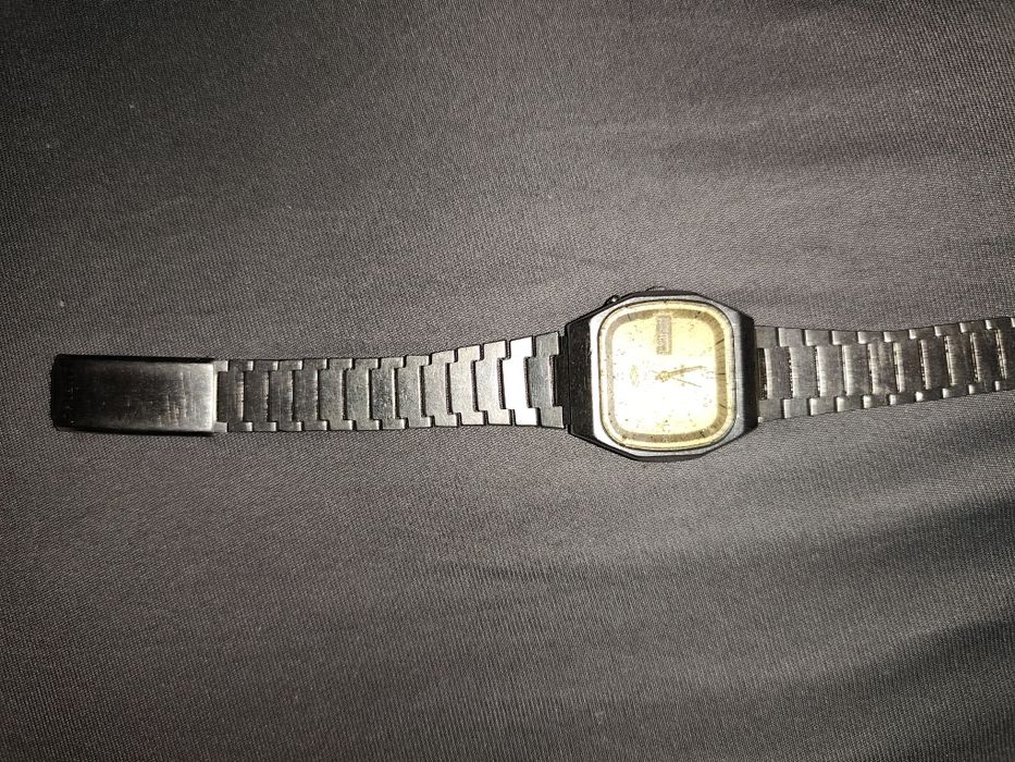 Ceas Orient Square