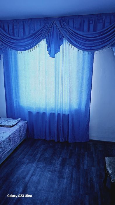 Парда -Шторы ,синнего цвета.