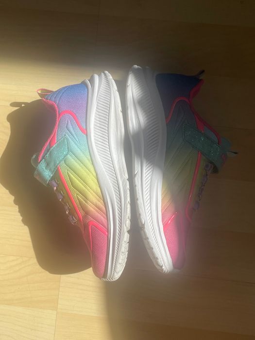 Adidași Skechers nr 34 cu lumini