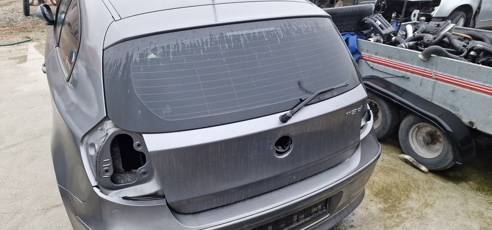 Haion bmw e87 seria 1  portbagaj bmw seria 1 e87