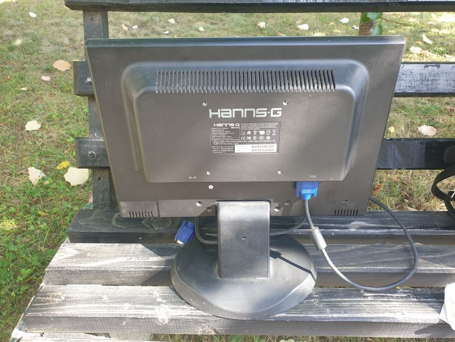 Vând monitor HANNS G17 pentru piese/utilizare
Probabil nu se alimentează nu mă mai ocup de el 
Sau schimb cu diverse 
Mesaj în privat pentru mai mul