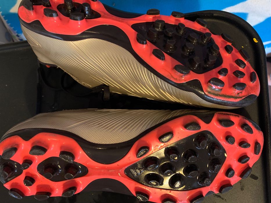 Ghete fotbal sintetic