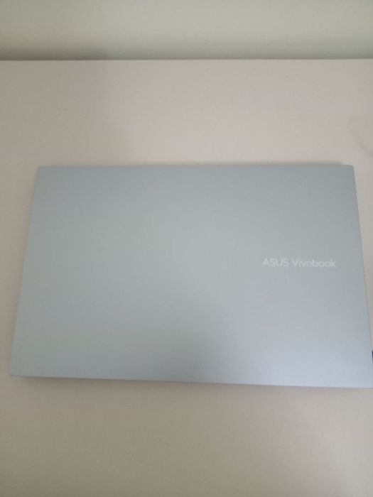 ASUS Vivobook 15