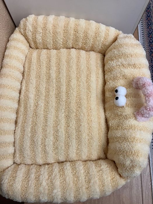 Лежанка для кошки или собаки