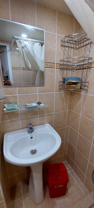 двустаен апартамент в санирана сграда в Елхово