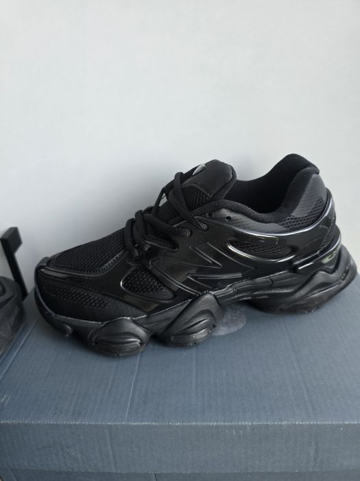 New Balance 9060 marimea 39 Noi