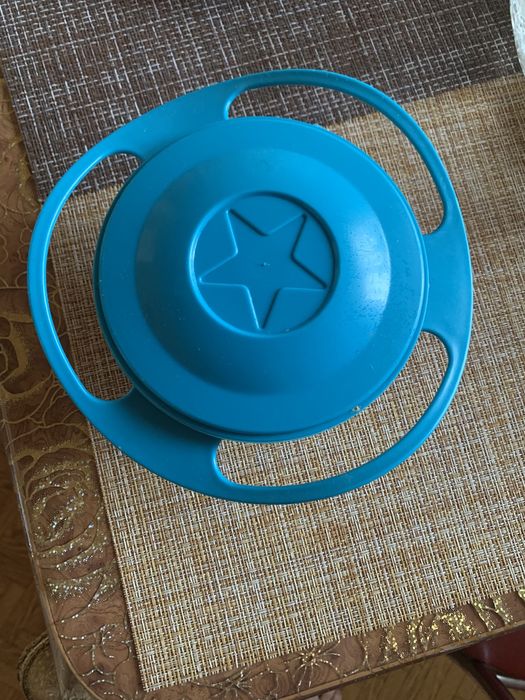 Чашка непроливайка