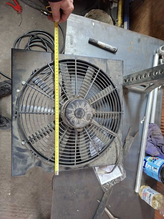 Ventilator auto.
