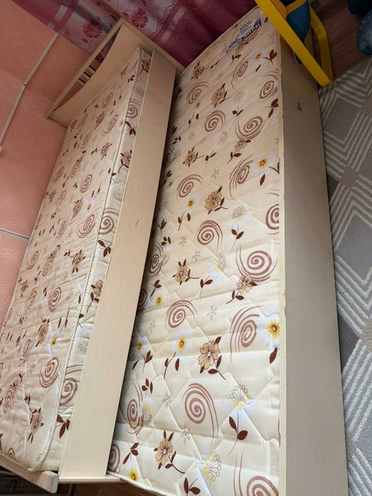 Кровать раздвижной