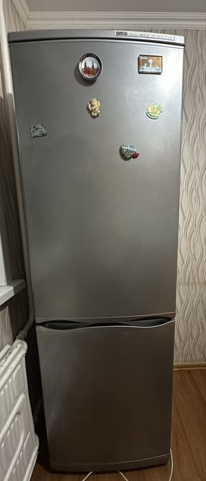 Срочно Продам холодильник Атлант