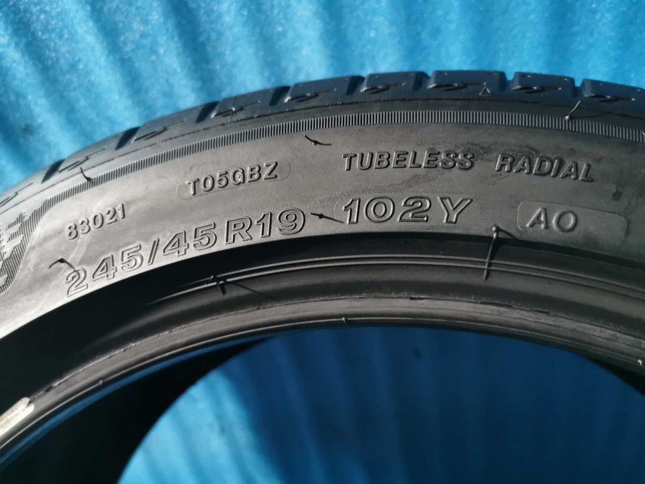 245/45 R19 - bridgestone 4 bucati