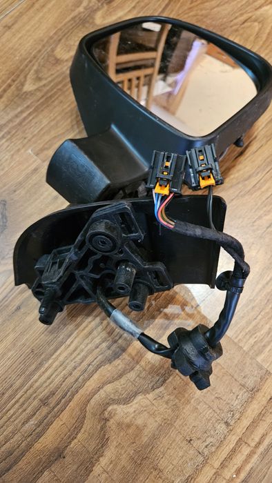 Opel Combo E на части