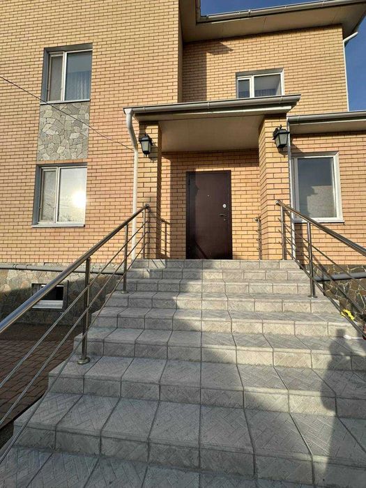 Продам дом в центре города