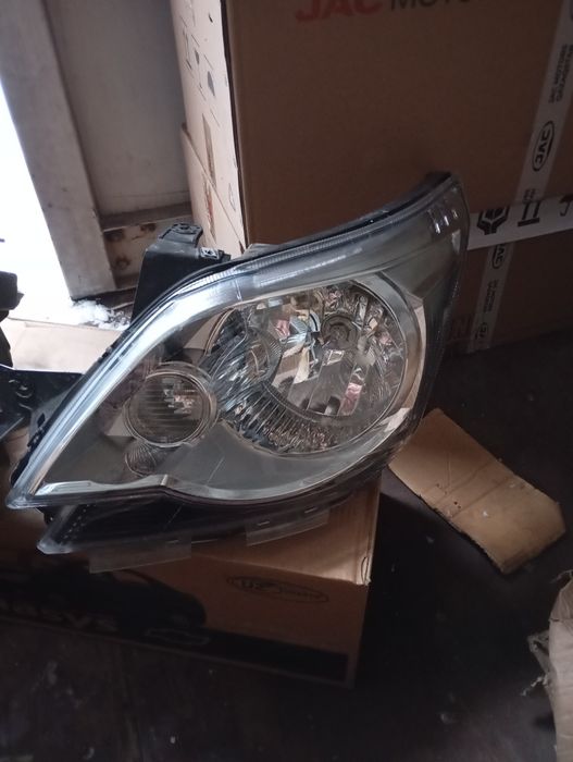 Фары передние Кобальт