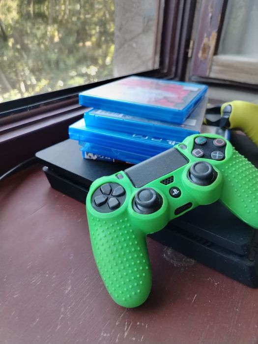 Ps4 продам хороший