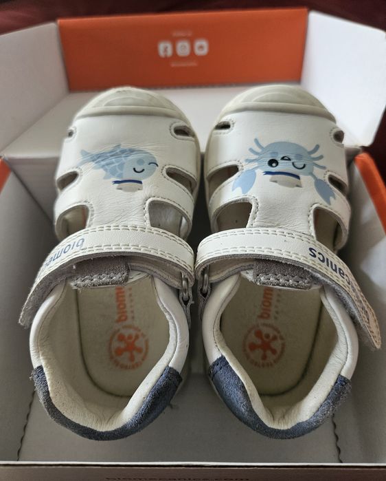 Biomecanics сандали