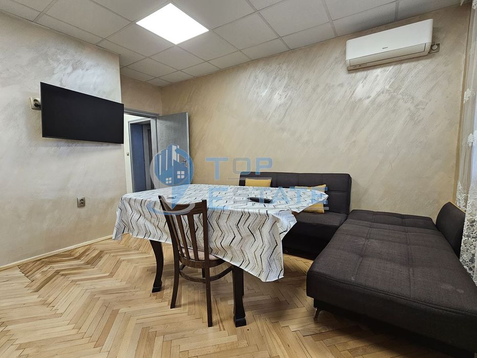 Продава се Тристаен апартамент в Горна Оряховица - 79 кв.м за 672 €/кв.м - Снимка #1