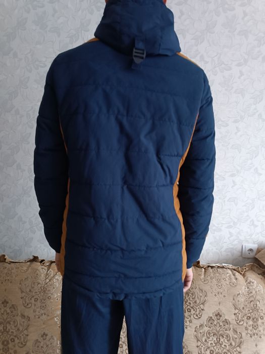 Демисезонные  куртки , в отл.сост.