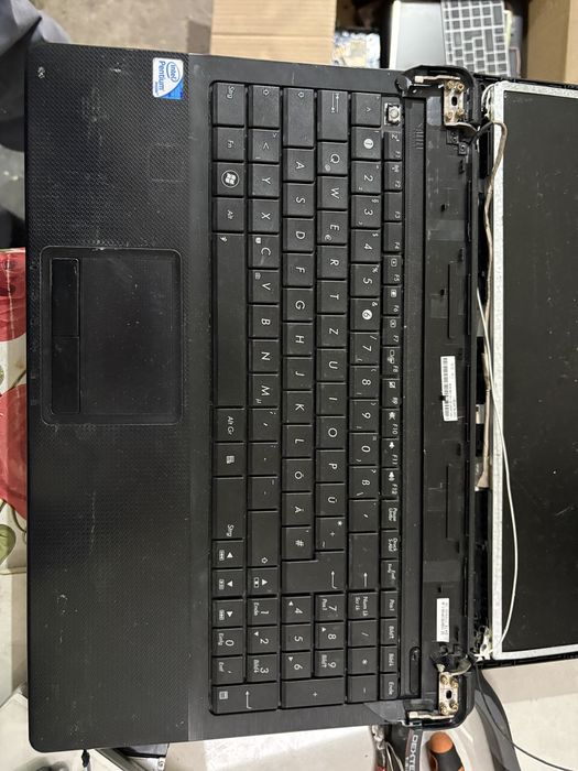 piese laptopuri