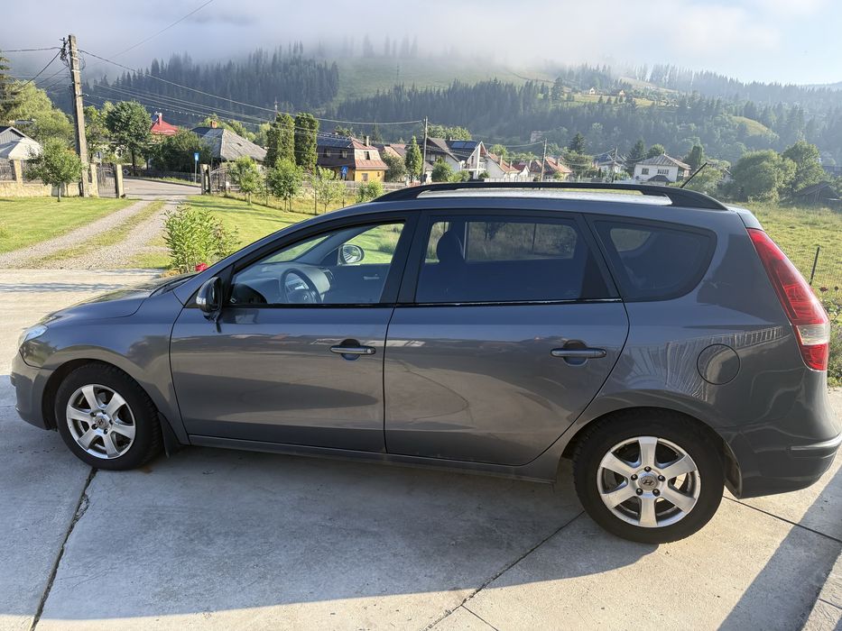 HYUNDAI i30 2010 — imagine 3
