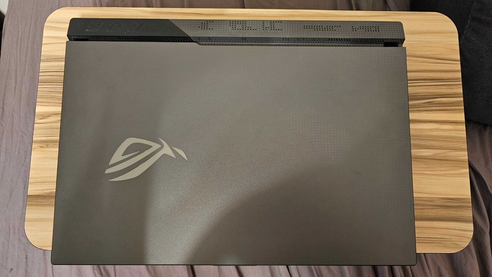 Лаптоп ASUS ROG Strix G17 G713QR, Ryzen 9, 32GB, RTX 3070 8GB, 1TB SSD