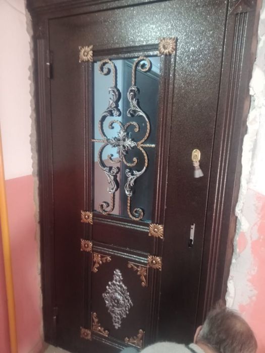 Установка Железных дверей