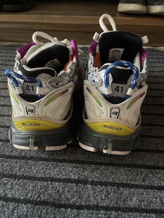 Продам balenciaga runner multicolor