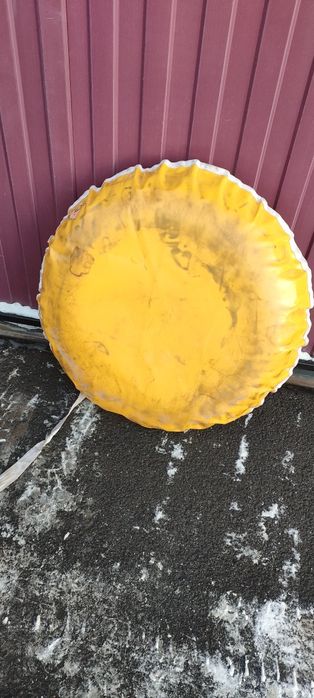 Тюбинг среднего размера б/у