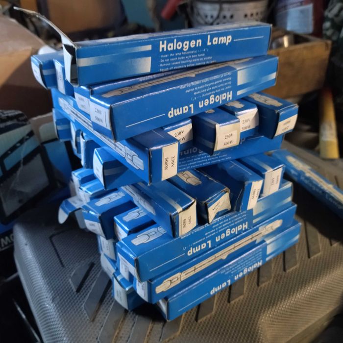 Лампа галогеновая