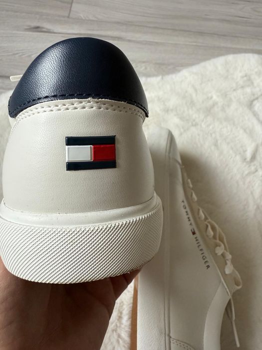 Teneși Tommy Hilfiger marimea 41