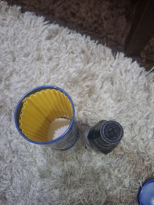 Продавам парфюум Versace Blue Jeans Eau De Toilette