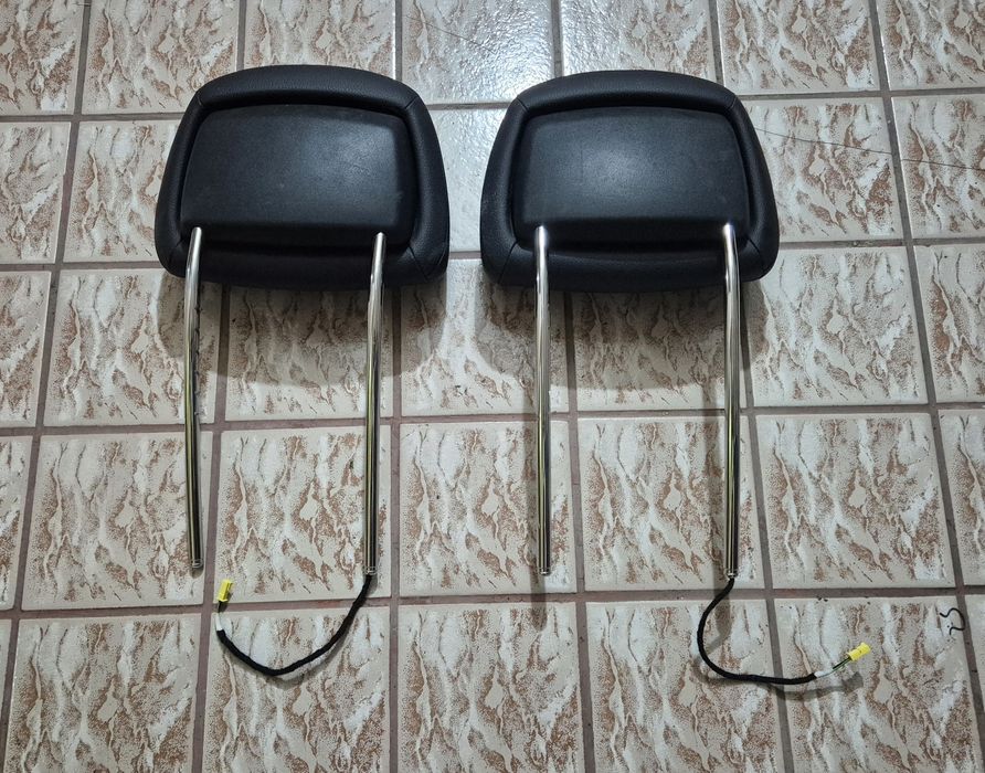 Vand set tetiere active fata piele neagra Mercedes-Benz W204