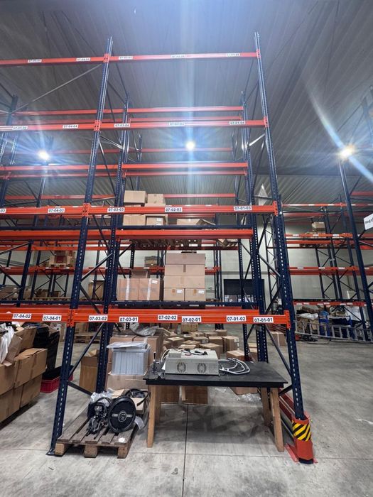 Rafturi metalice industriale