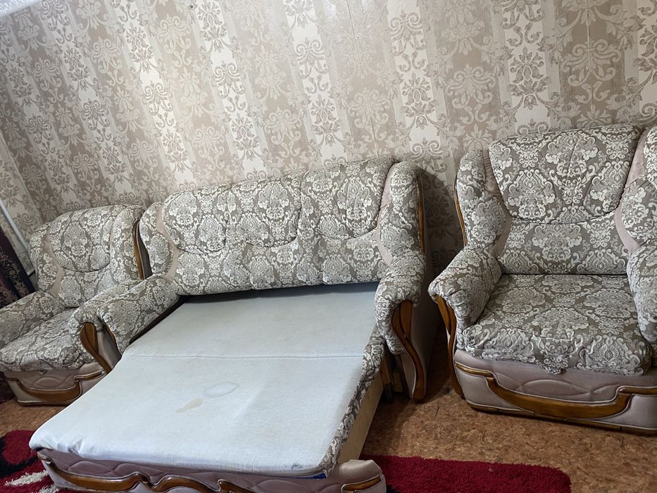 Диван с креслами