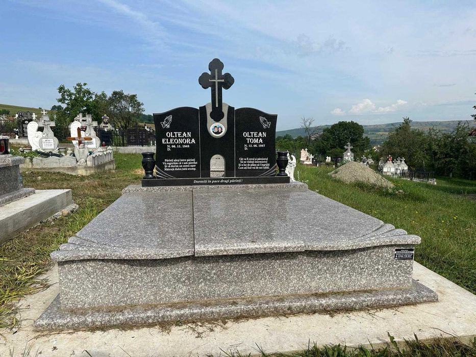Cruci Funerare din Granit negru Bistrita