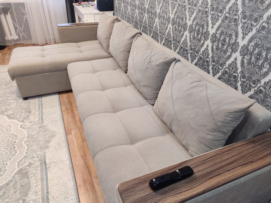 Диван в гостиную