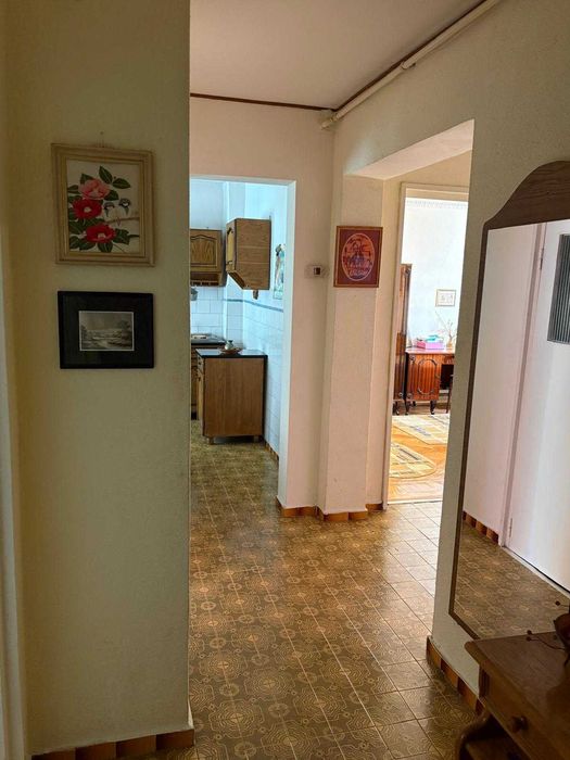 Apartament cu 3 camere de vanzare in Targoviste micro 5