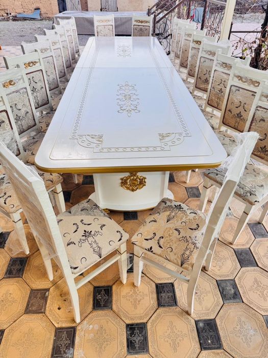 Стол стуля…………..