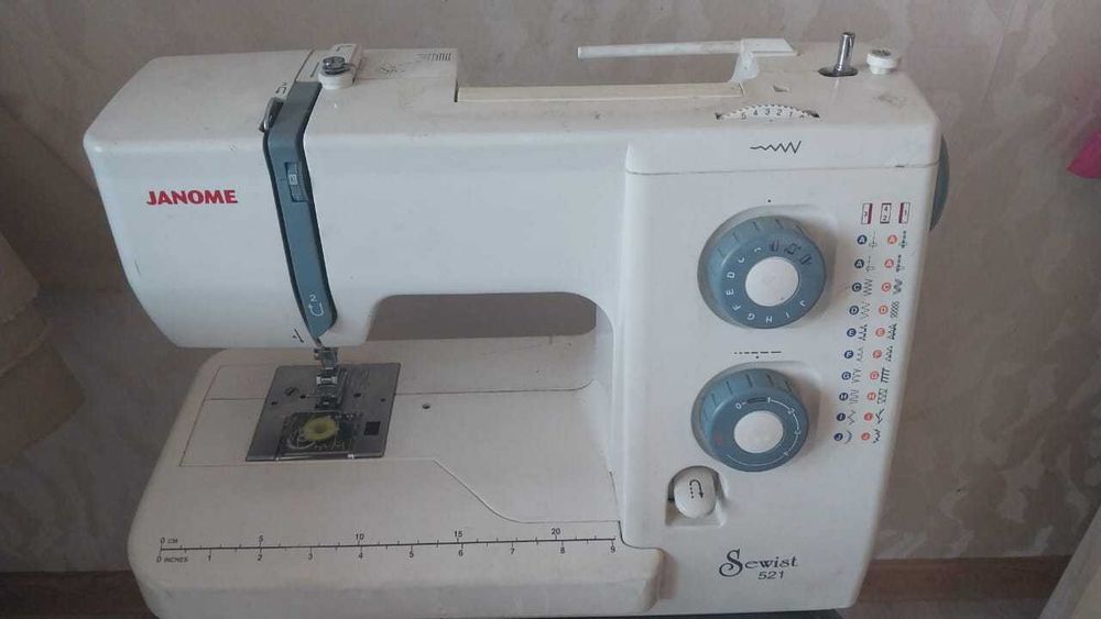 Продам шв.машинку Джаноме